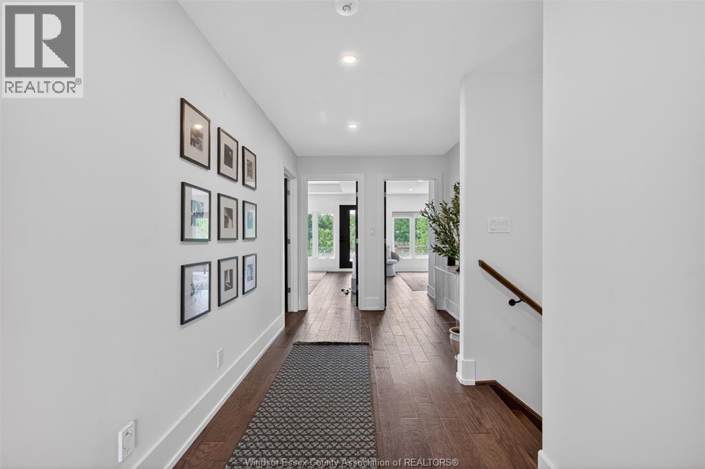 3889 ST FRANCIS CRESCENT - 23