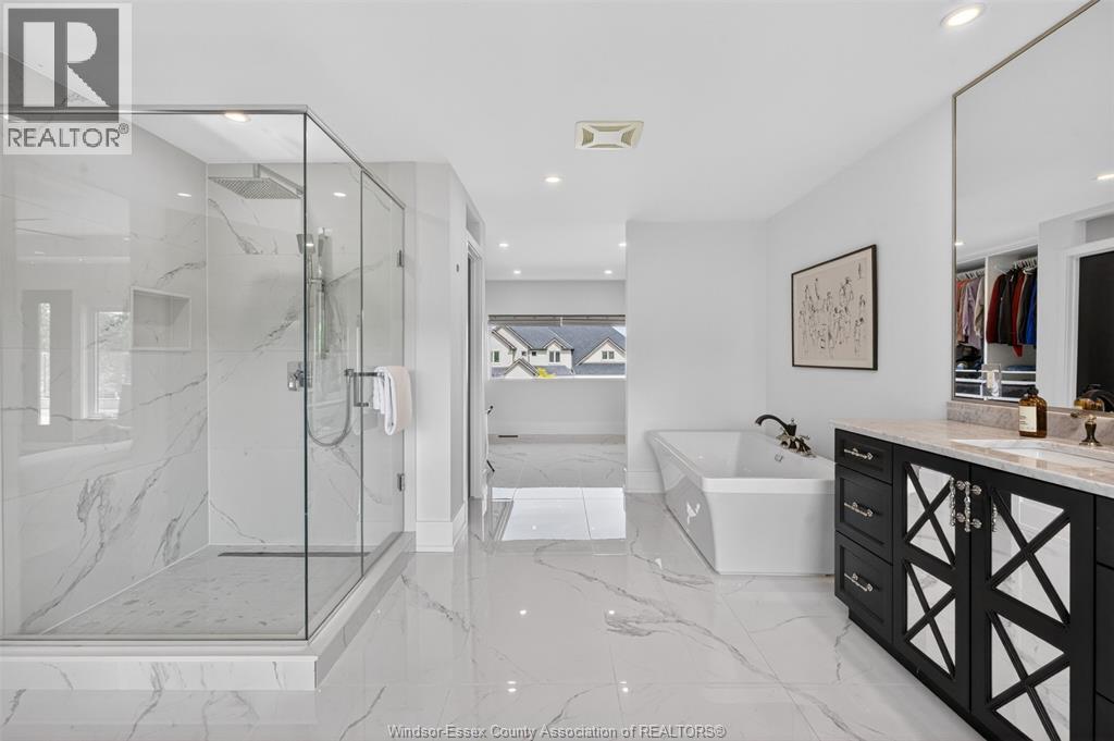 3889 ST FRANCIS CRESCENT - 28
