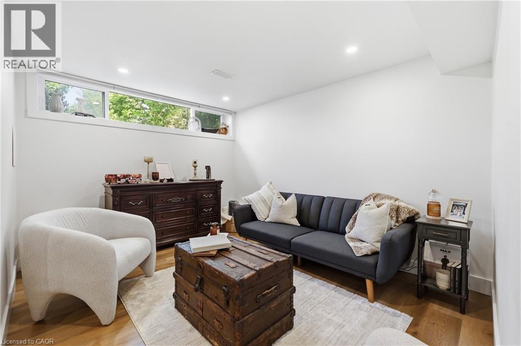 52 GRAND Avenue - 39
