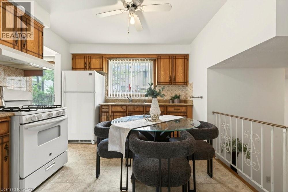 134 GREENINGDON Drive - 7
