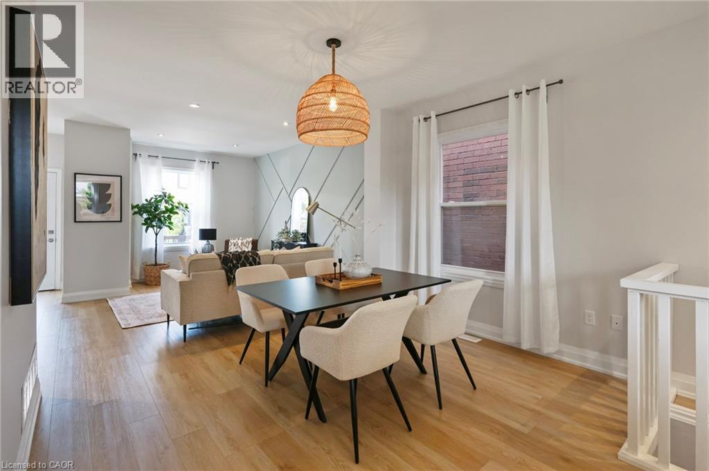 36 FRANCIS Street - 5