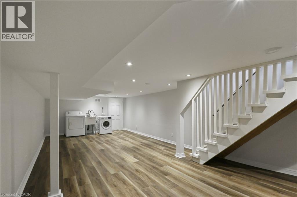 36 FRANCIS Street - 9