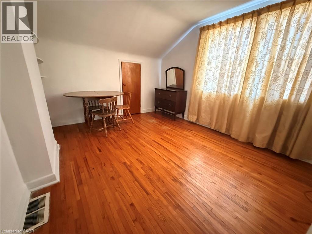 40 KINGSWOOD Road - 8