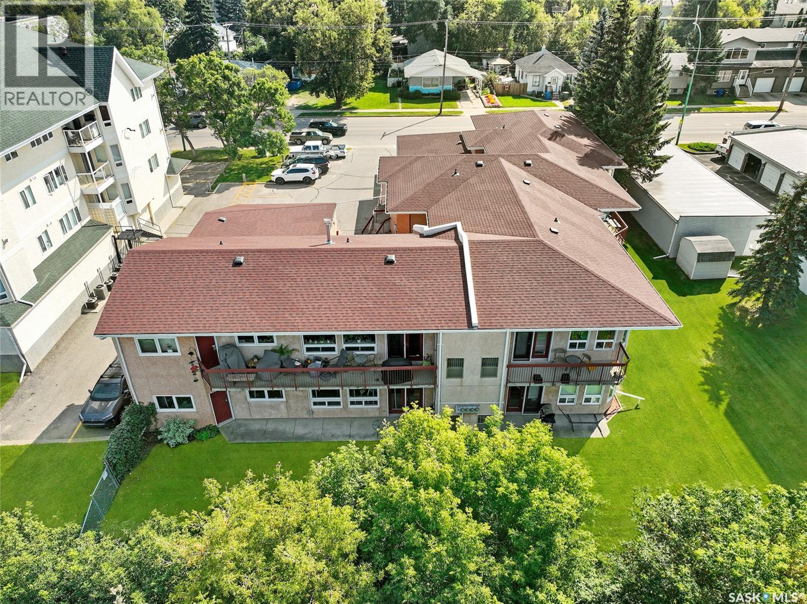 #A1 532 River STREET - 27