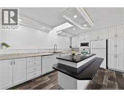 Bath (# pieces 1-6) - 16 Rue Du Rivage, Lameque, NB E8T1L5 Photo 11