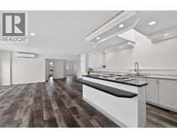 Foyer - 16 Rue Du Rivage, Lameque, NB E8T1L5 Photo 13