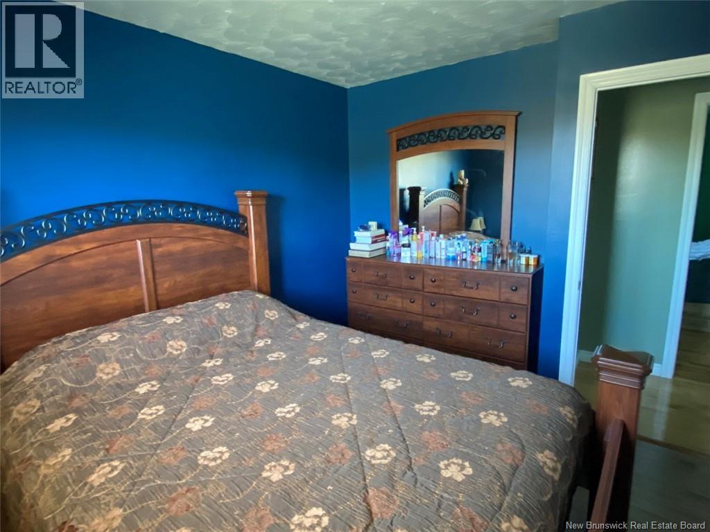 20 Sirois Road - 6
