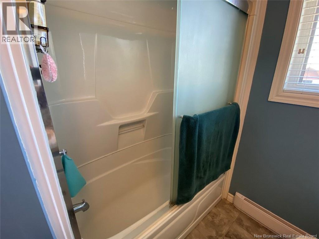 20 Sirois Road - 11