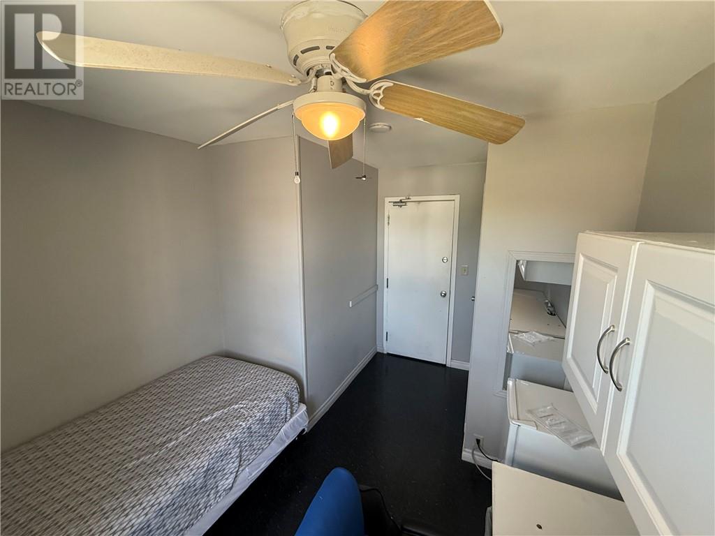 1 Whittaker - 17