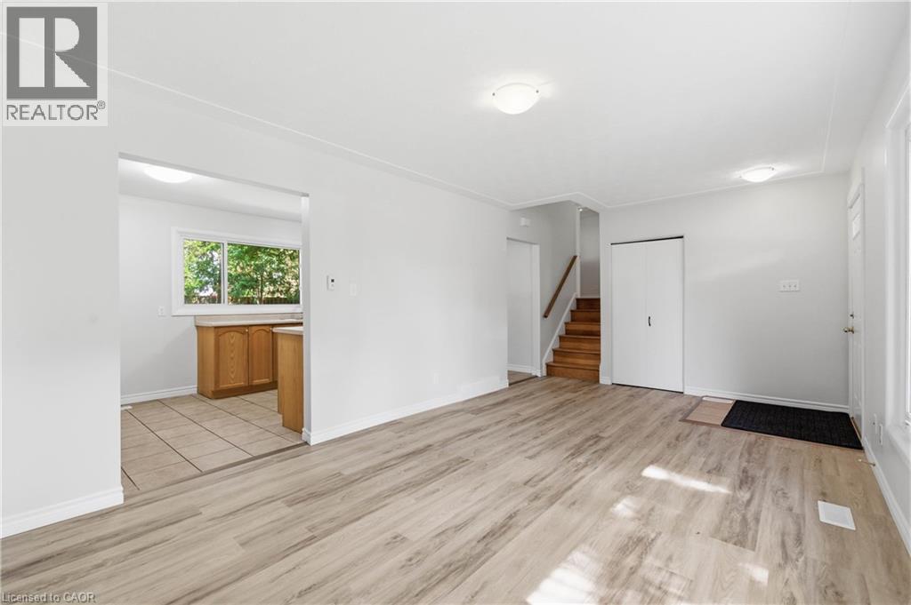 19 TAYLOR Avenue - 11