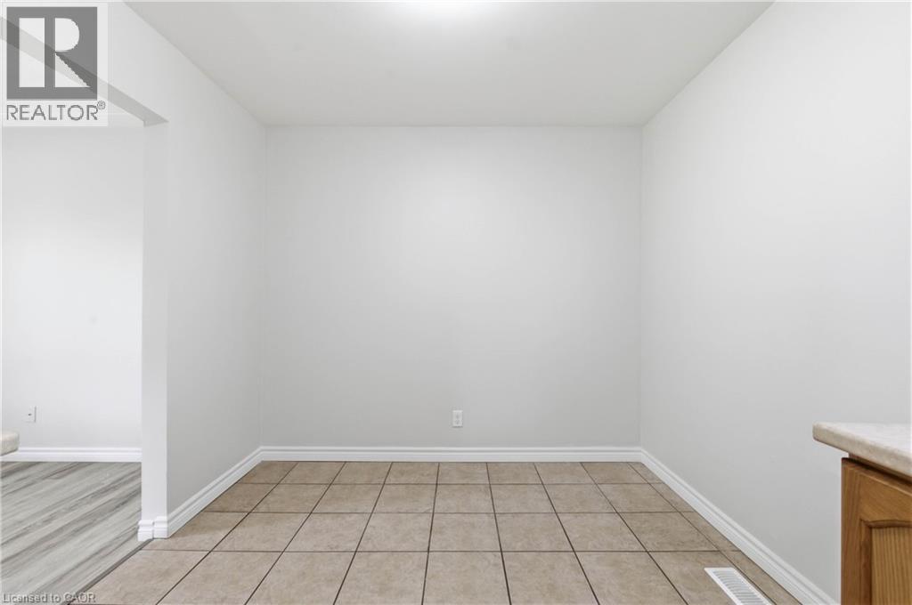 19 TAYLOR Avenue - 19