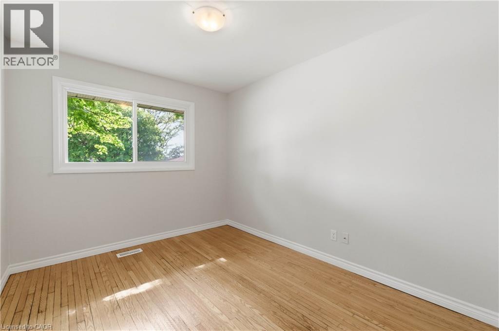 19 TAYLOR Avenue - 25