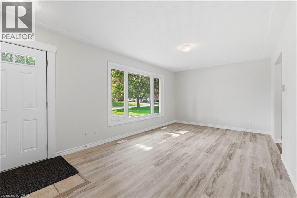 19 TAYLOR Avenue - 7