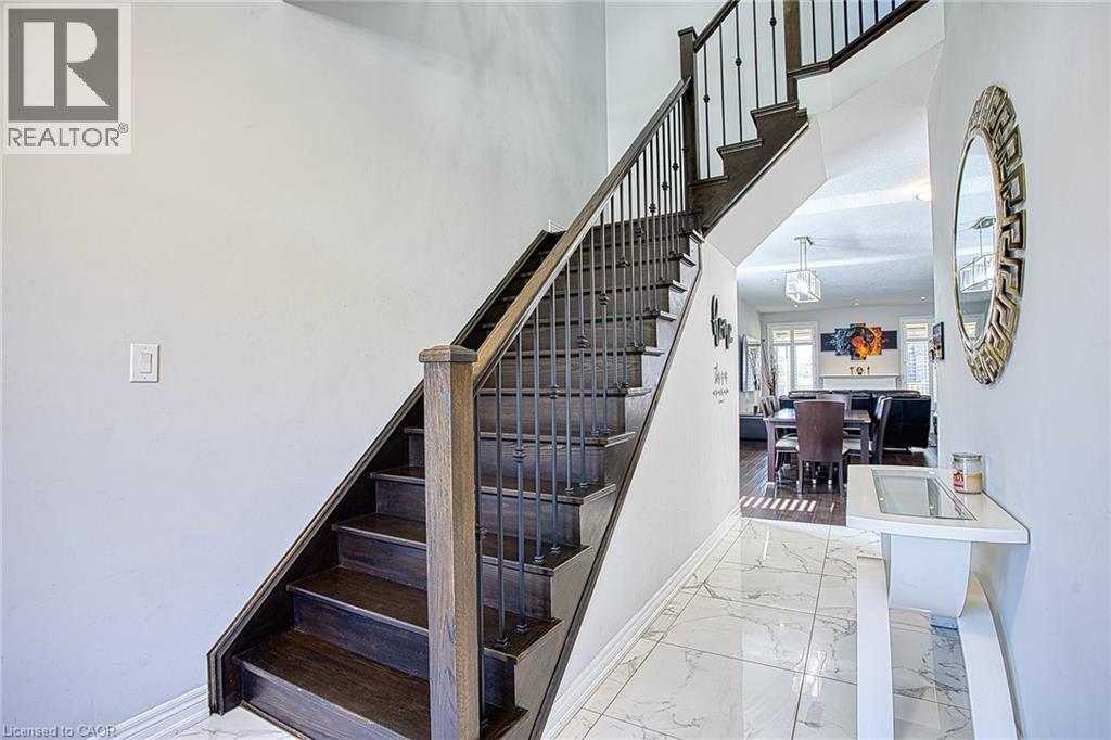17 NARBONNE Crescent - 6