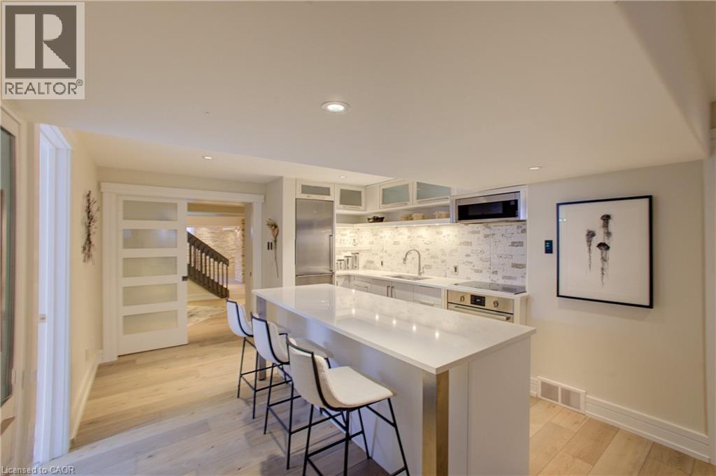 14 JAMES Court - 27