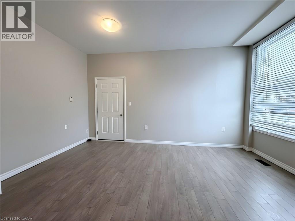 105 CHEEVER Street - 12