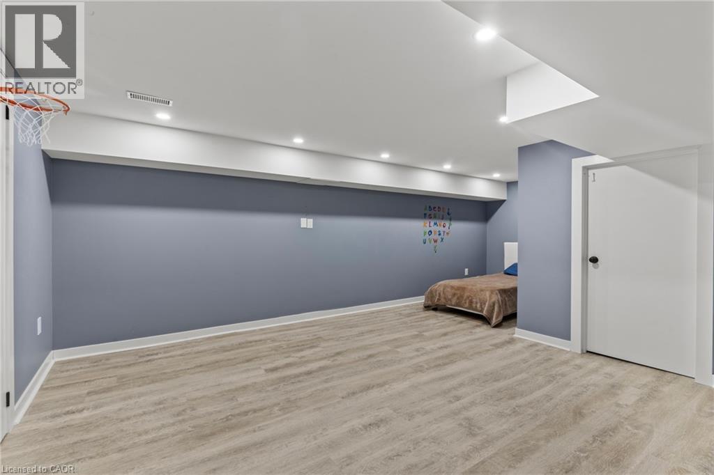 214 BINBROOK Road - 27
