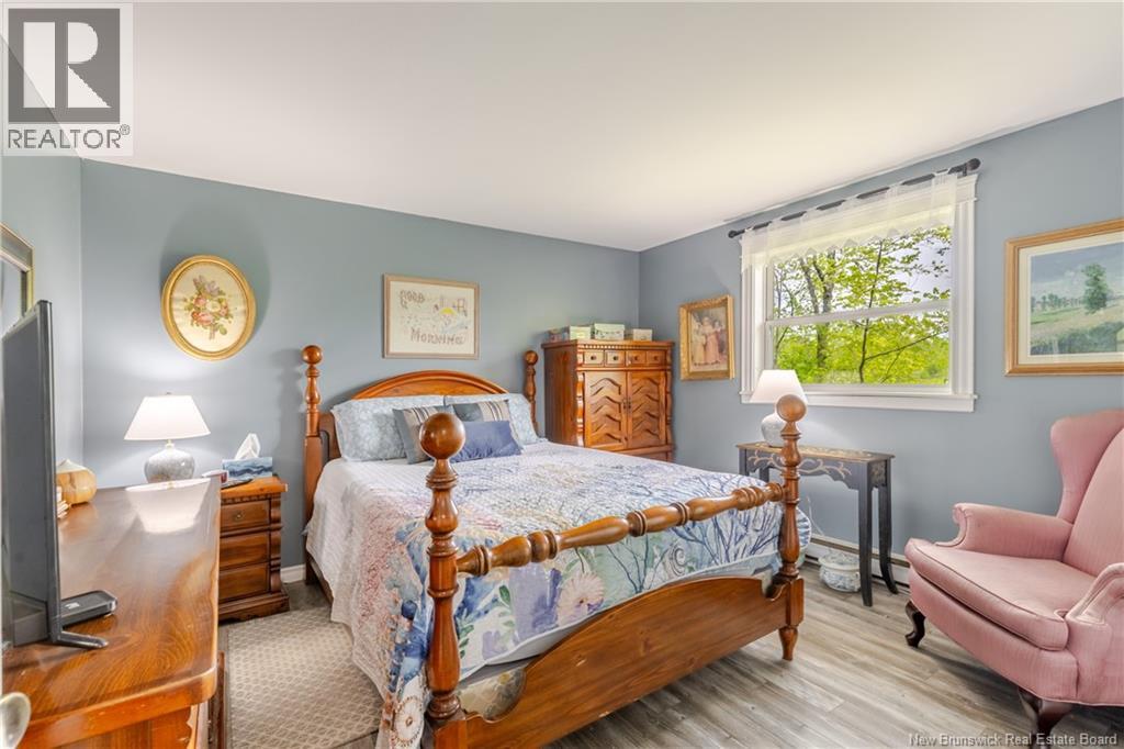 584 Whittaker Road - 32