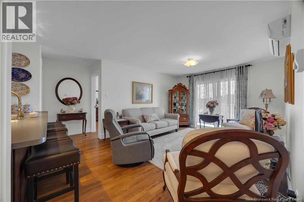 #22 130 Arlington Crescent - 12