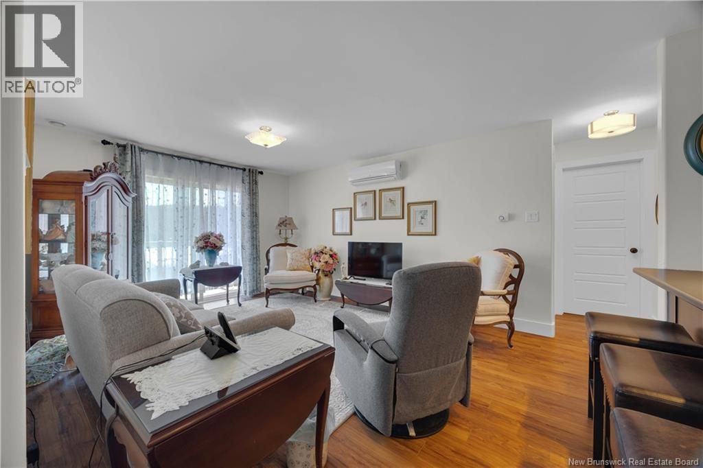 #22 130 Arlington Crescent - 13