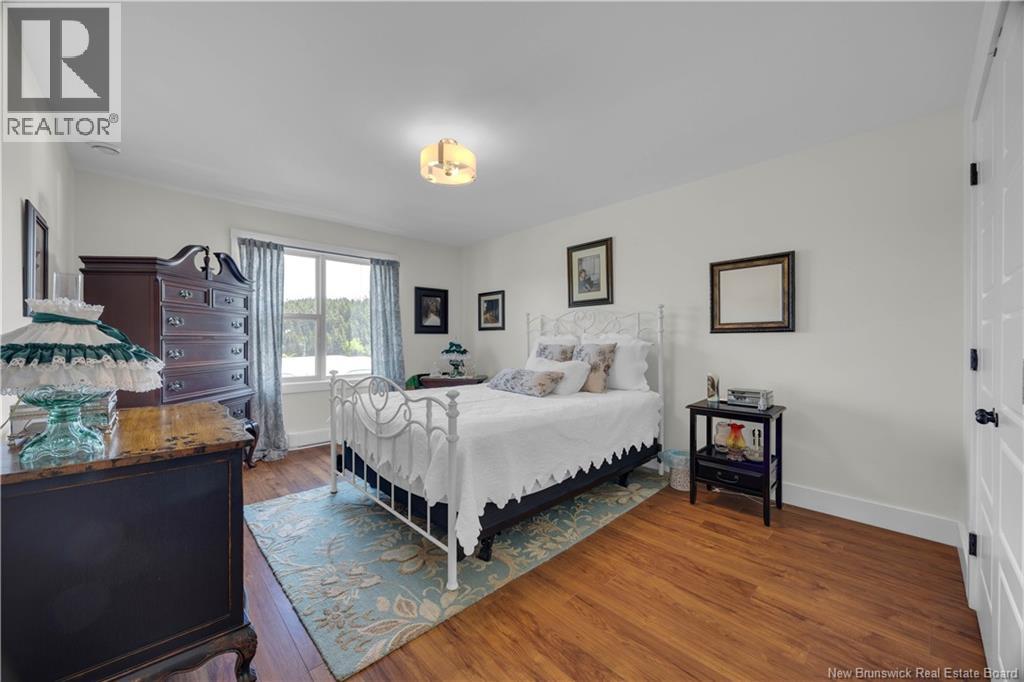 #22 130 Arlington Crescent - 15