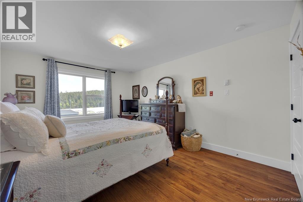 #22 130 Arlington Crescent - 22