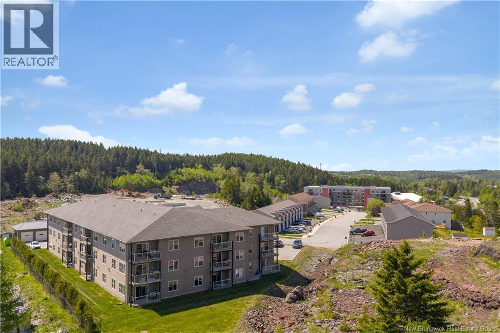 #22 130 Arlington Crescent - 26