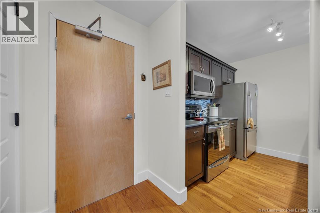 #22 130 Arlington Crescent - 6