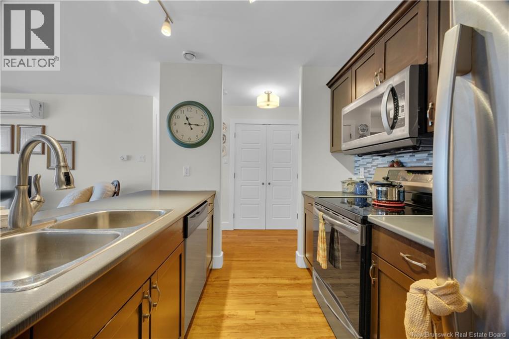 #22 130 Arlington Crescent - 8