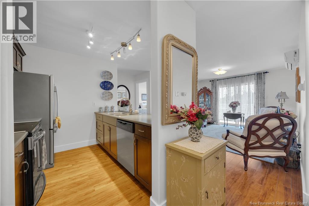 #22 130 Arlington Crescent - 9