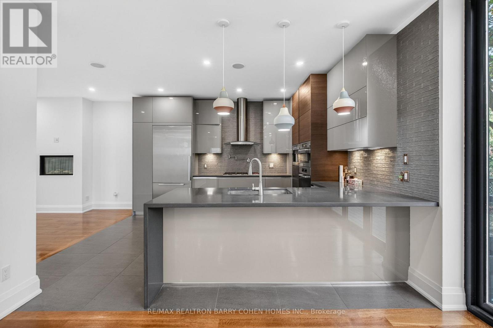 16 CHIPPING ROAD - 13