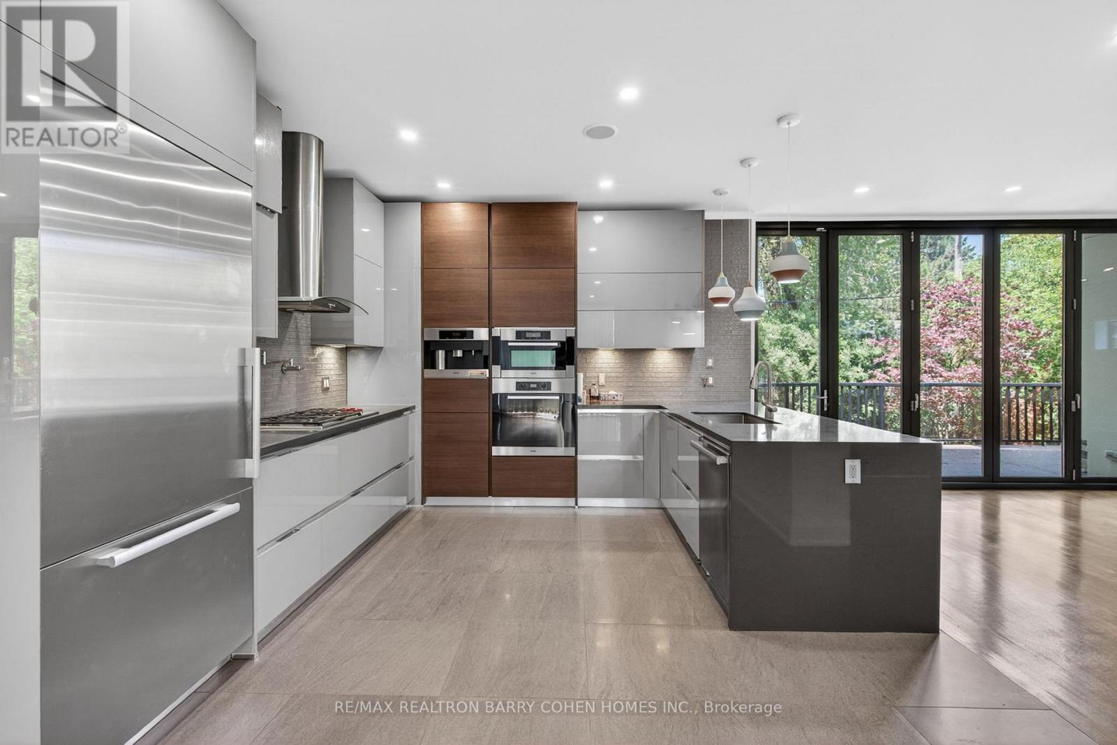 16 CHIPPING ROAD - 15