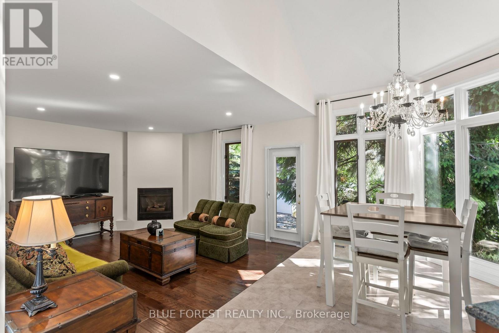 674 GRAND VIEW AVENUE - 7