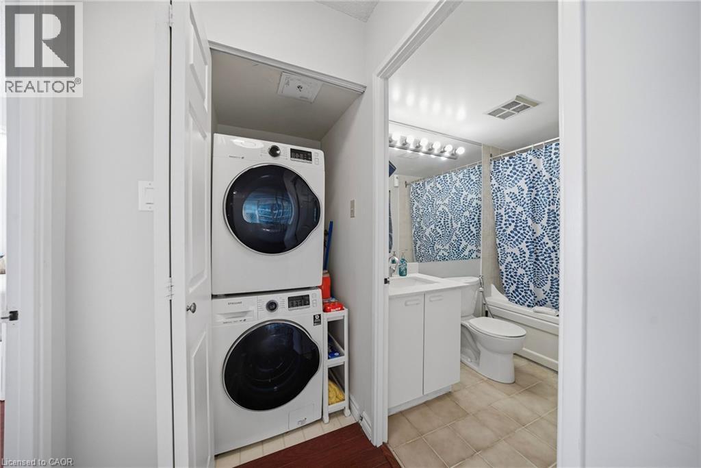 #611 55 ELM Drive W - 23