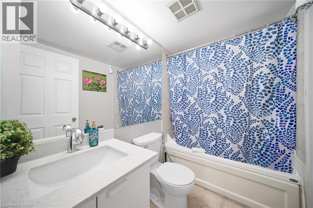 #611 55 ELM Drive W - 24