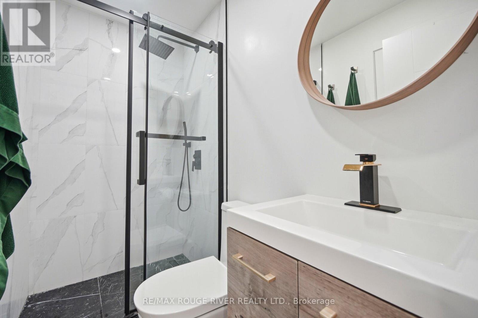 243 QUEBEC STREET - 12