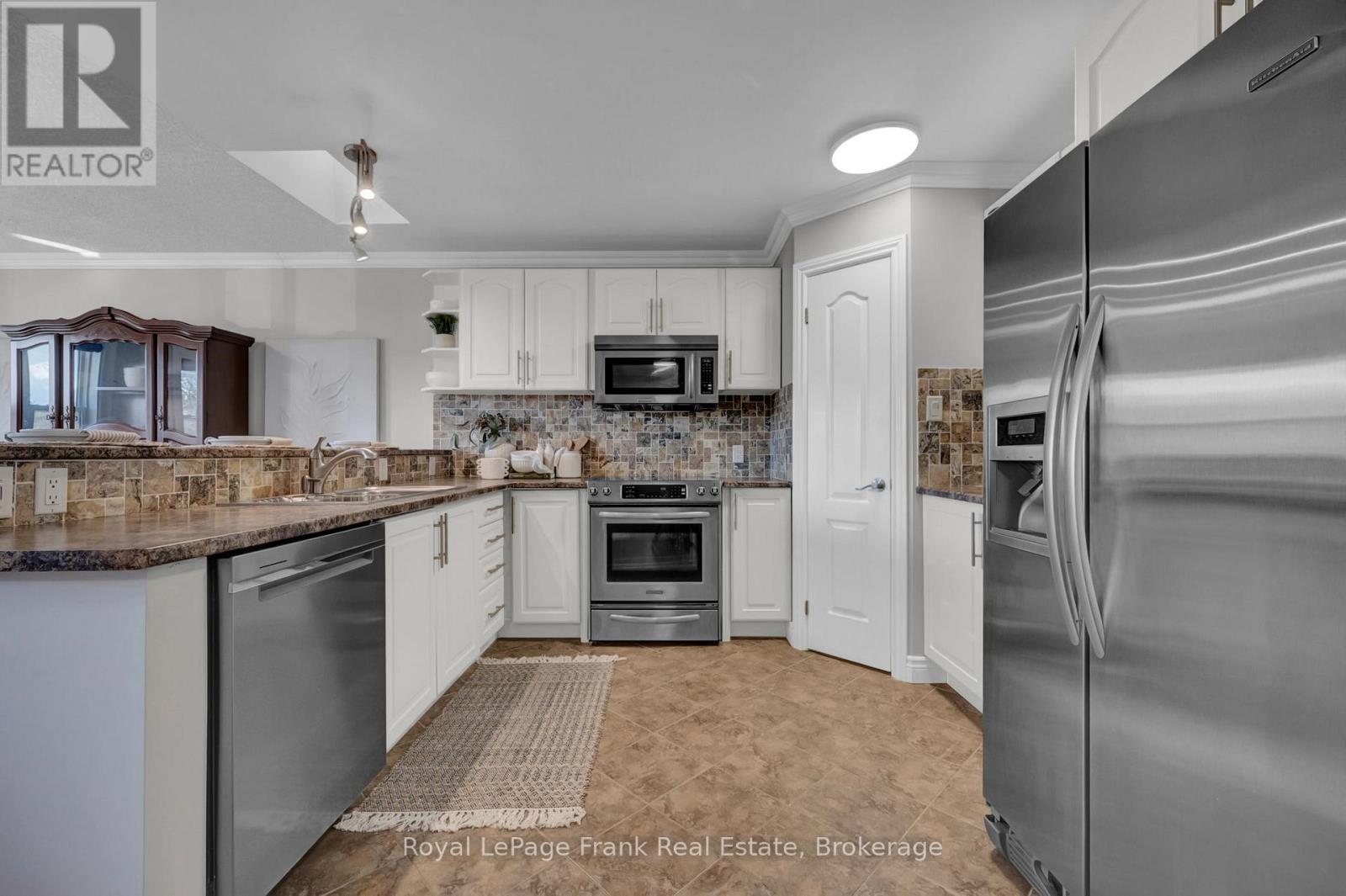 5 EMPIRE CRESCENT - 5