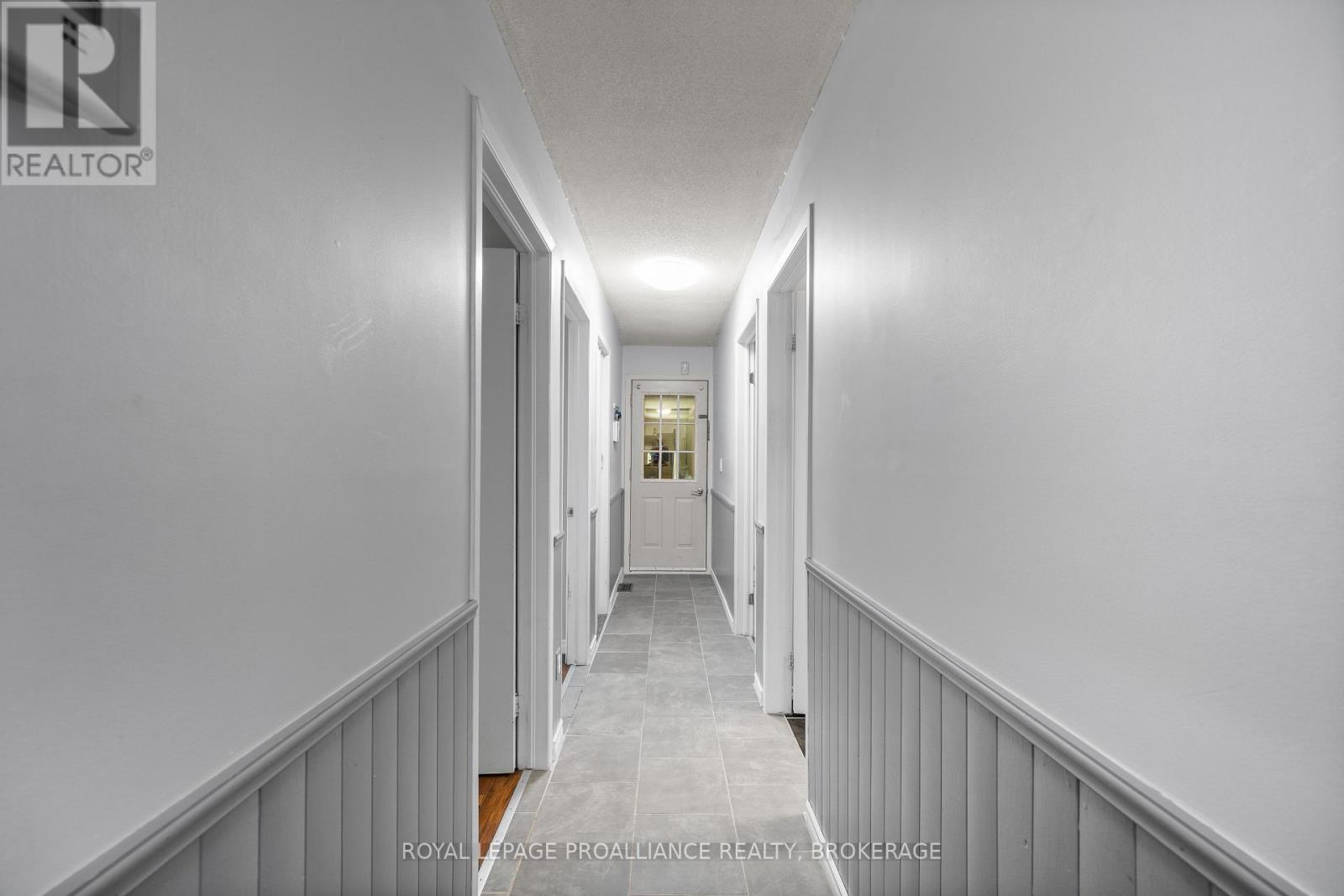 151 GREENLEES DRIVE - 14