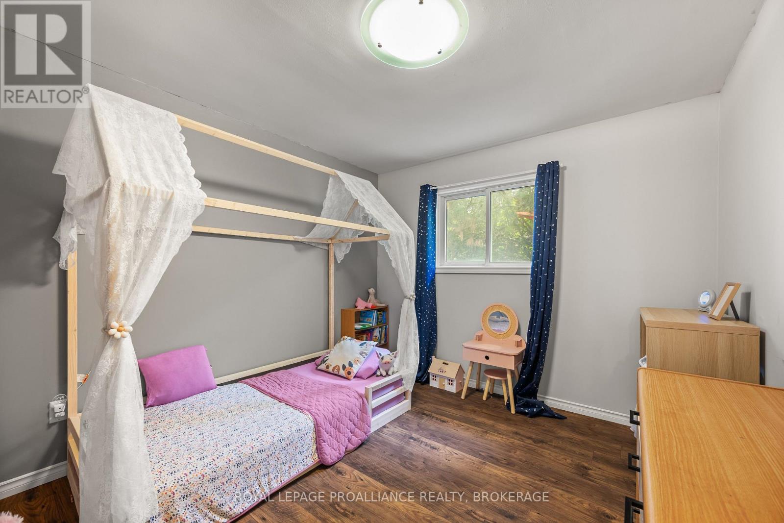 151 GREENLEES DRIVE - 15
