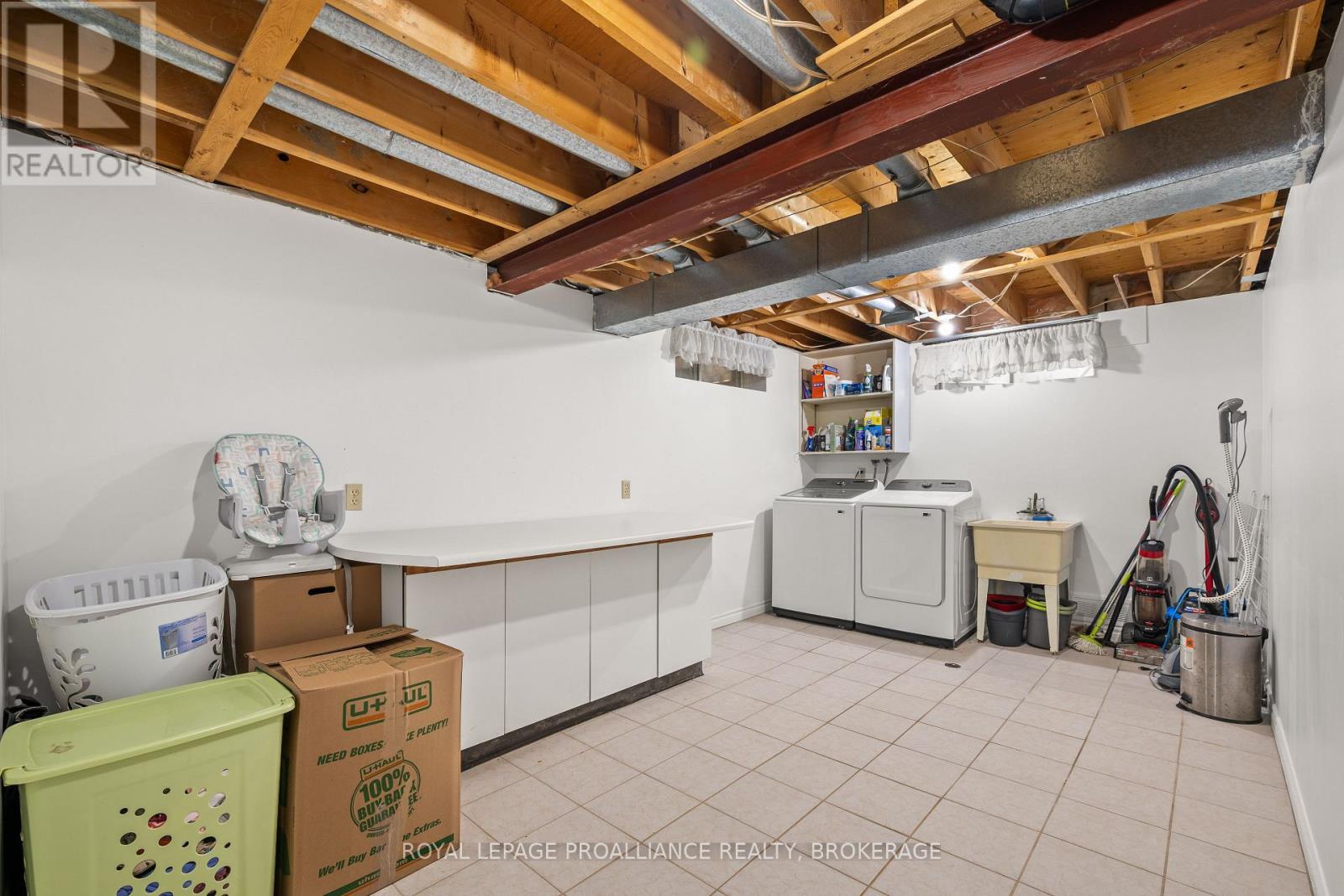 151 GREENLEES DRIVE - 31