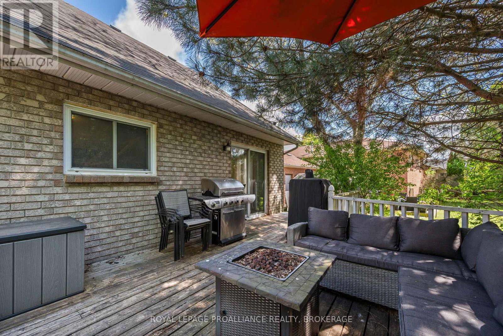 151 GREENLEES DRIVE - 37