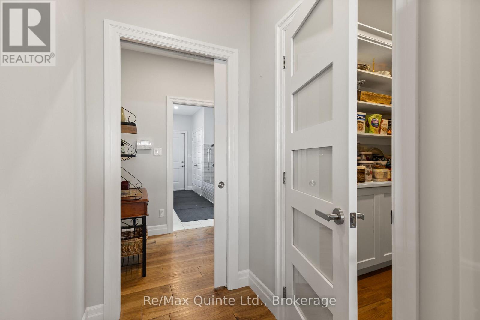 89 NAVIGATION DRIVE - Image 23