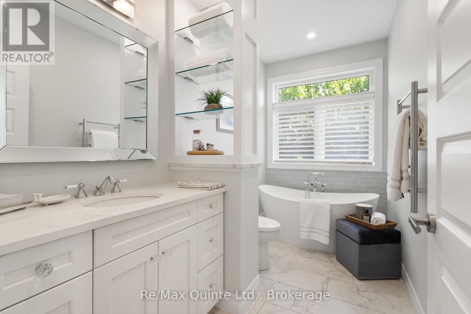 89 NAVIGATION DRIVE - Image 34