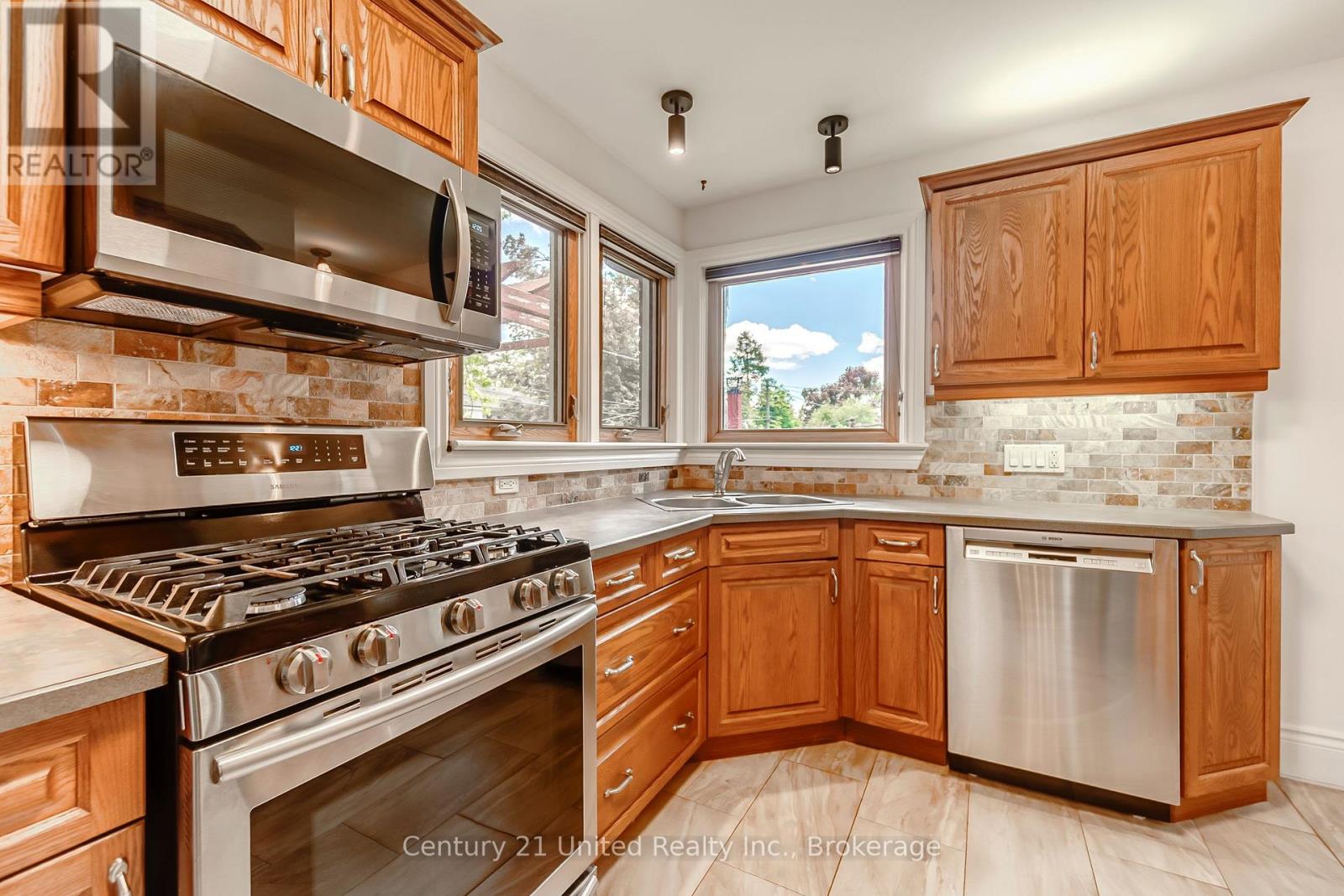 1306 HAZELDEAN AVENUE - 12