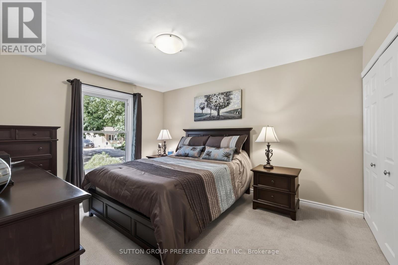 647 GLENGYLE CRESCENT - 15