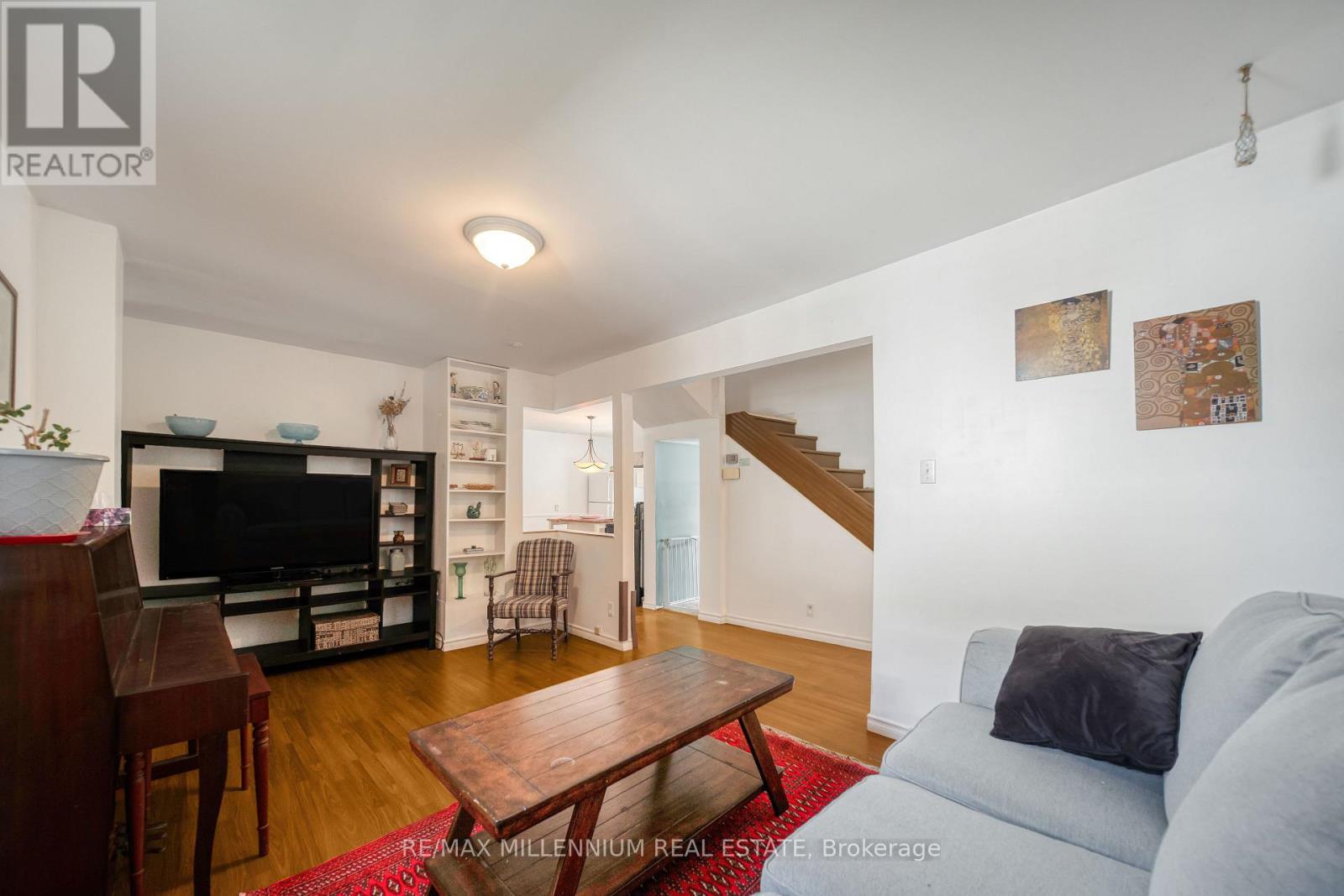 173 BARRIE ROAD - 12