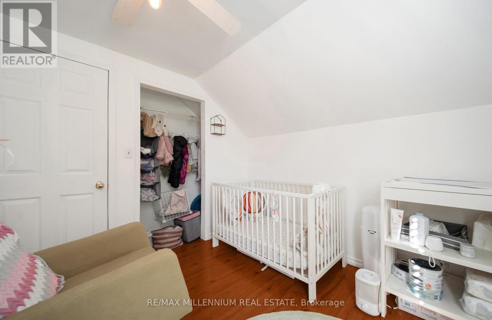 173 BARRIE ROAD - 22