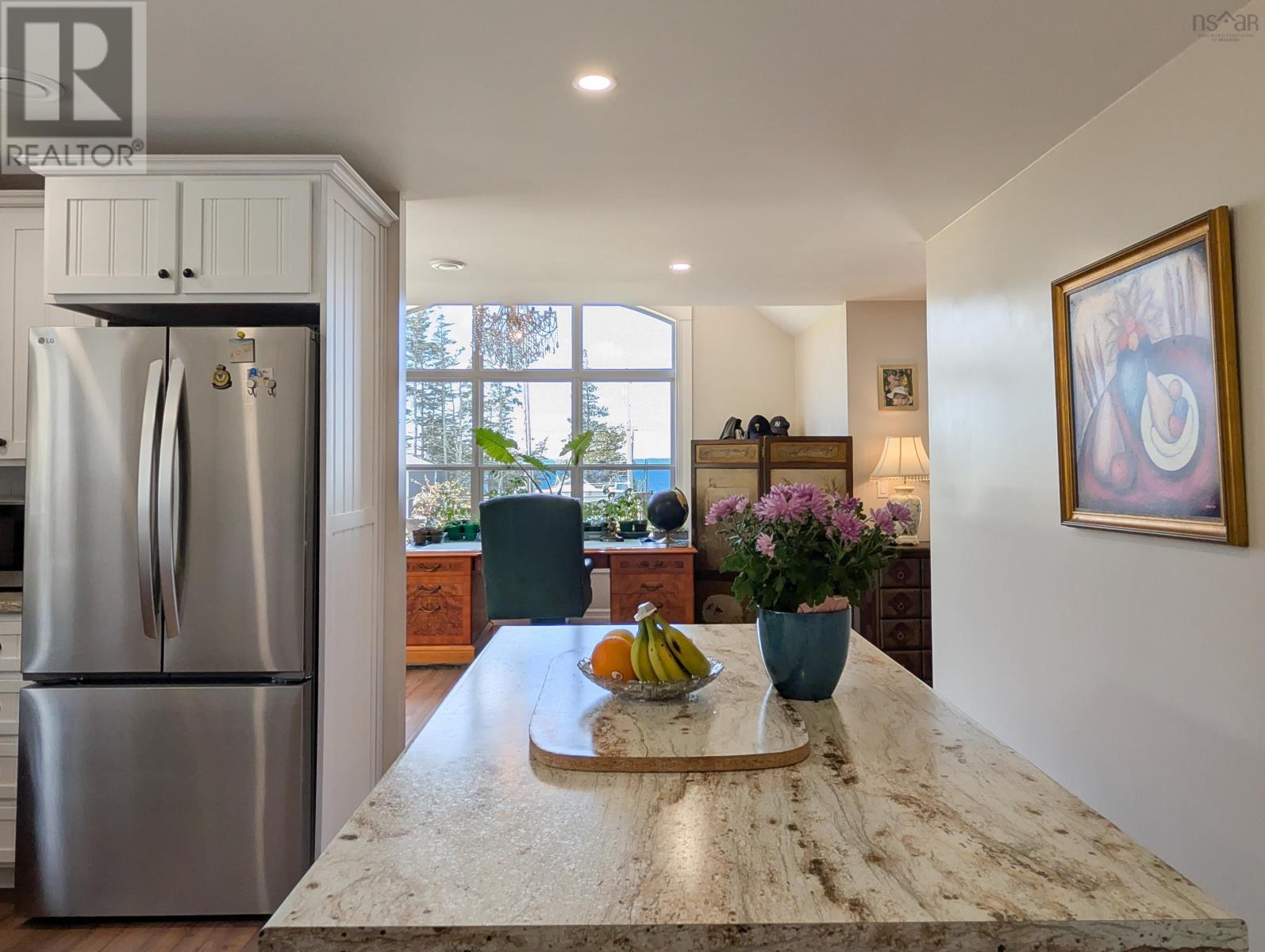684 Riverside Road - 16