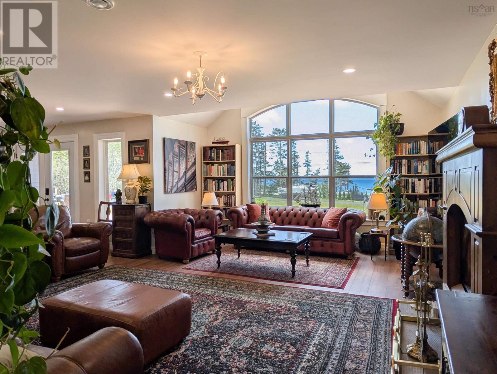 684 Riverside Road - 29