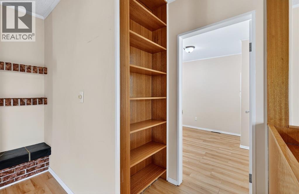 480 5 Street E — photo 9